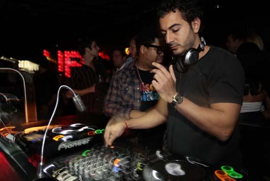 O Michel Saad tem planos de dominação do mundo. Vem entender!