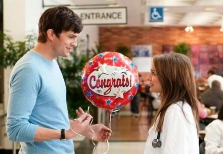 A gente assistiu “Sexo Sem Compromisso”! O filme que Natalie Portman contracena com Ashton Kutcher!