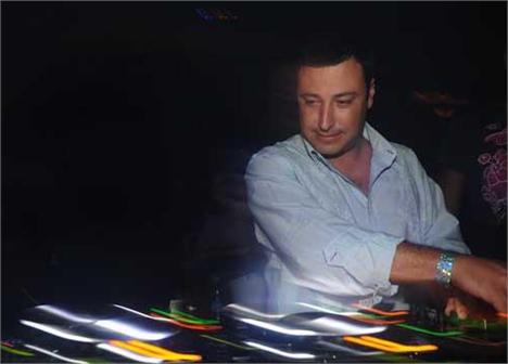 Glamurama sabe como foi a festa de encerramento do Verão no club Posh