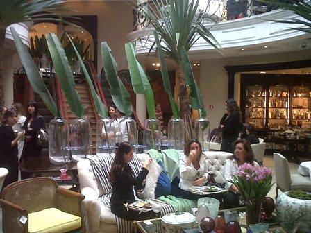 A Tania Bulhões Home está recebendo amigos e clientes para um superalmoço de lançamento de coleção nesta quarta-feira!