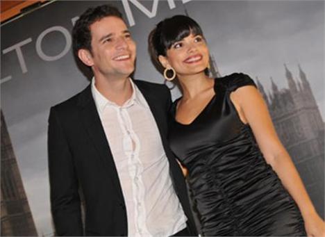 Trabalhar e cuidar da casa não é um problema para Vanessa Giácomo e Daniel de Oliveira