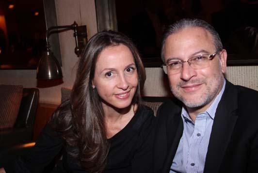 Amalia Spinardi e Roberto Thompson vão abrir o apartamento deles para um jantar em torno de Marina Larroudé