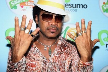 Carlinhos Brown homenageia Jorge Amado no Carnaval