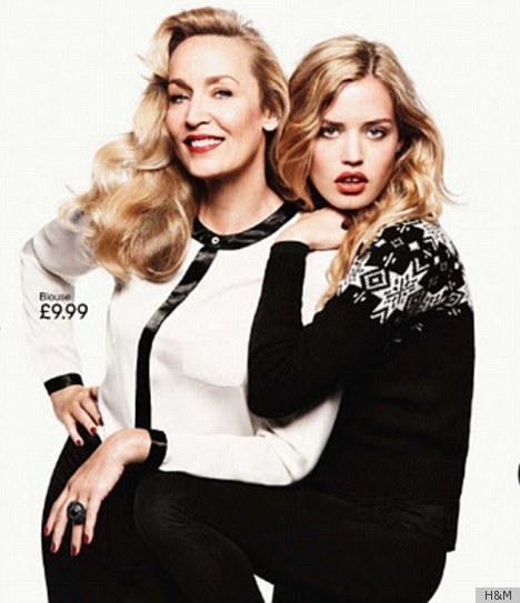 H&M com Jerry Hall e Georgia Jagger. Luuuuxo!