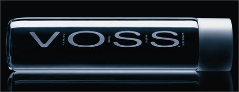 A água VOSS finalmente chega ao Brasil…