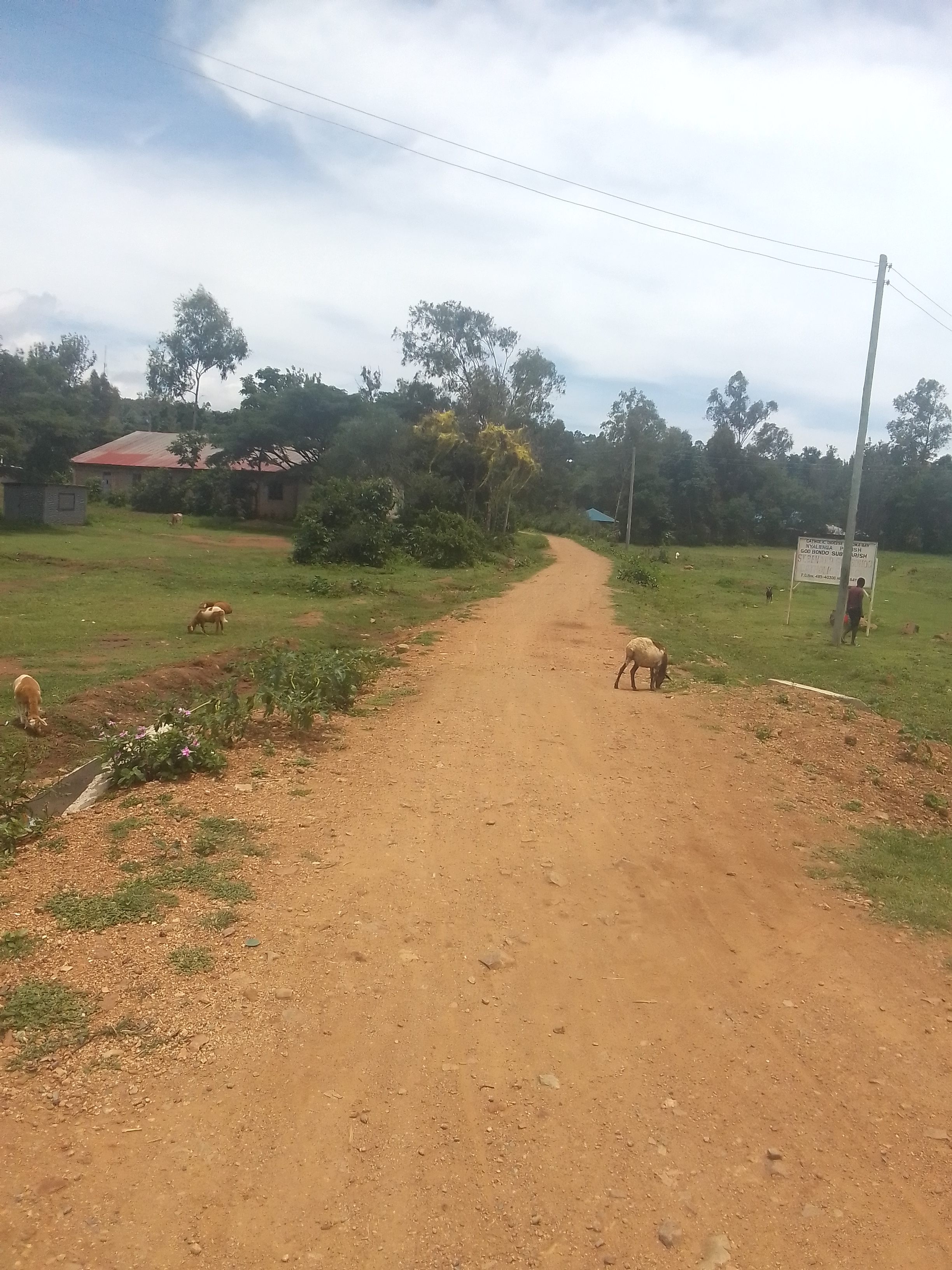 Construction of Tala Nyangonda- katieno- VTC konyando- sombro alara road