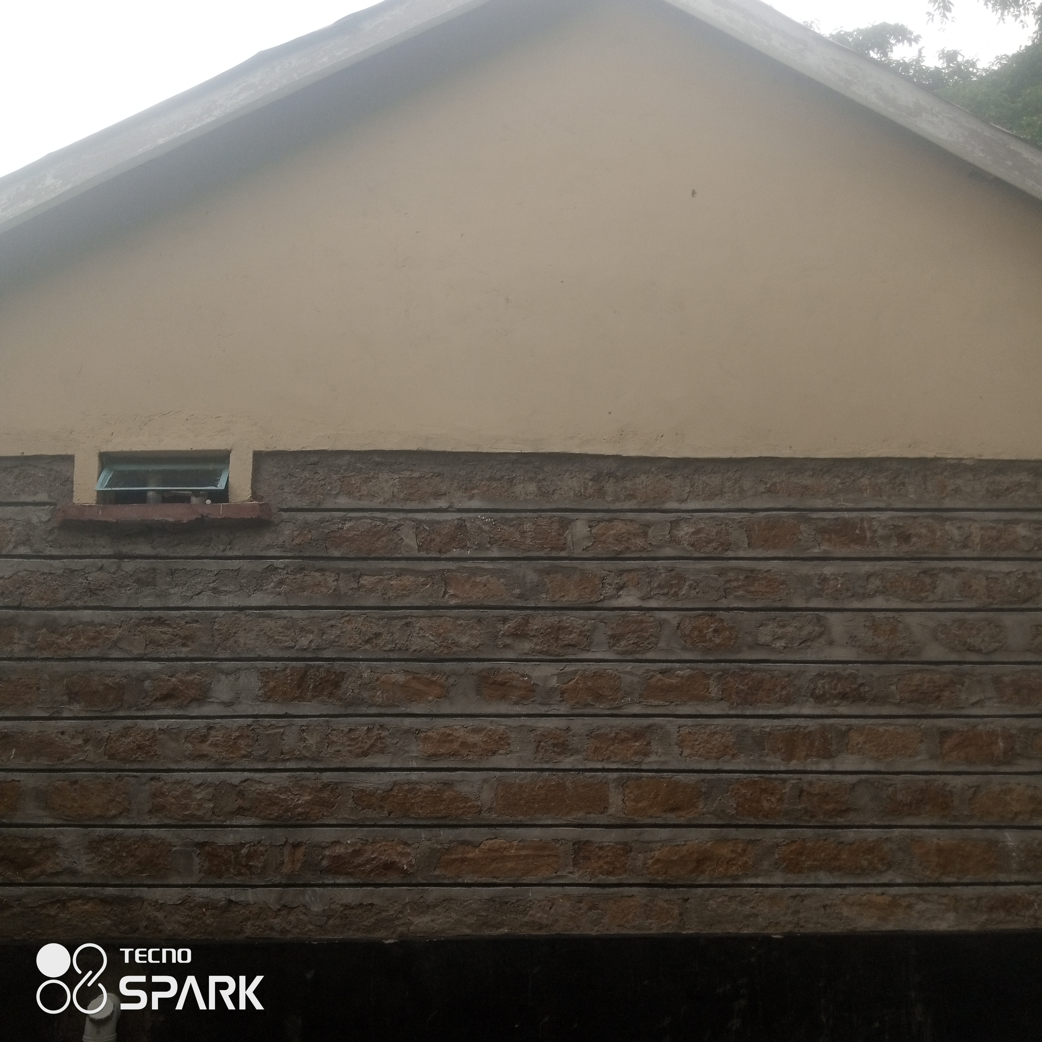 Wiga  dispensary staff house