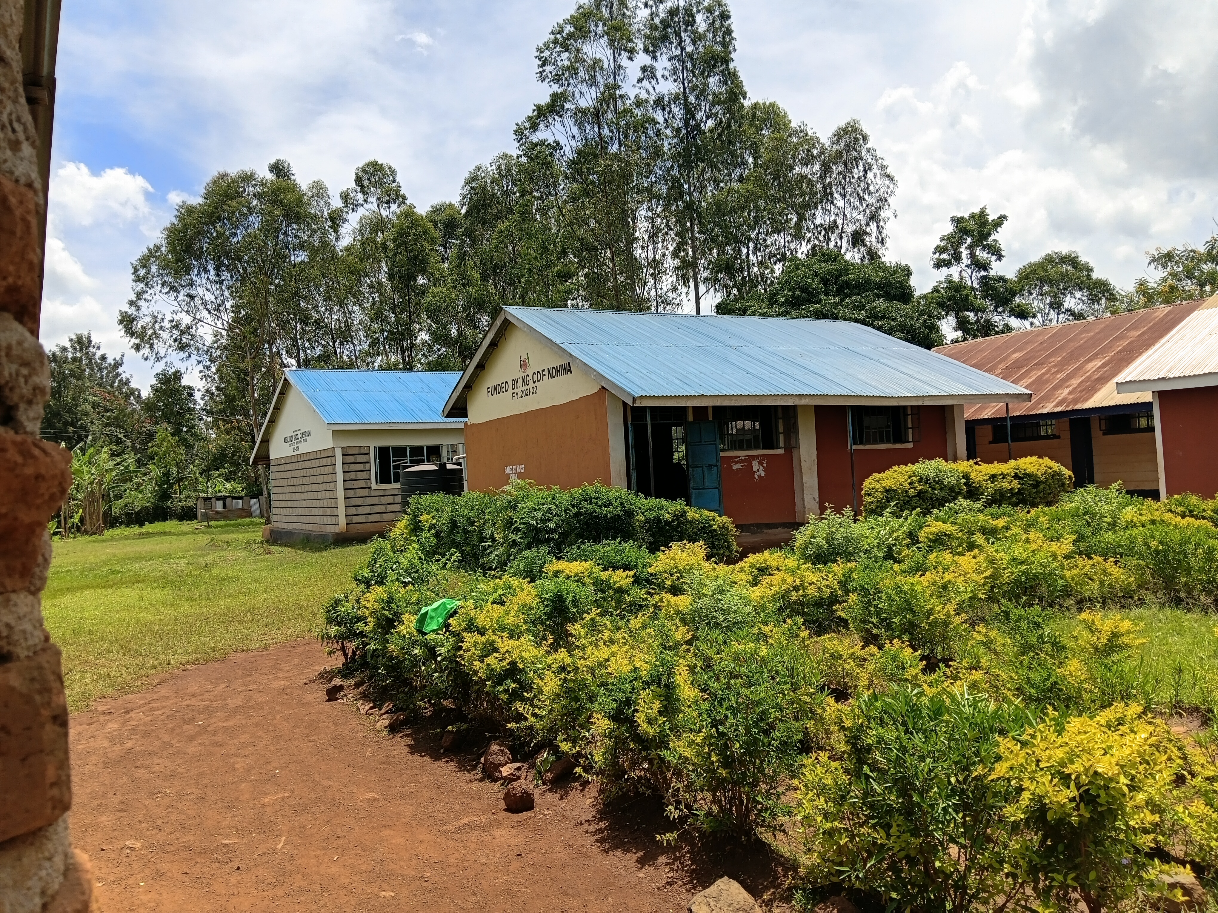 Adek comorehensive school