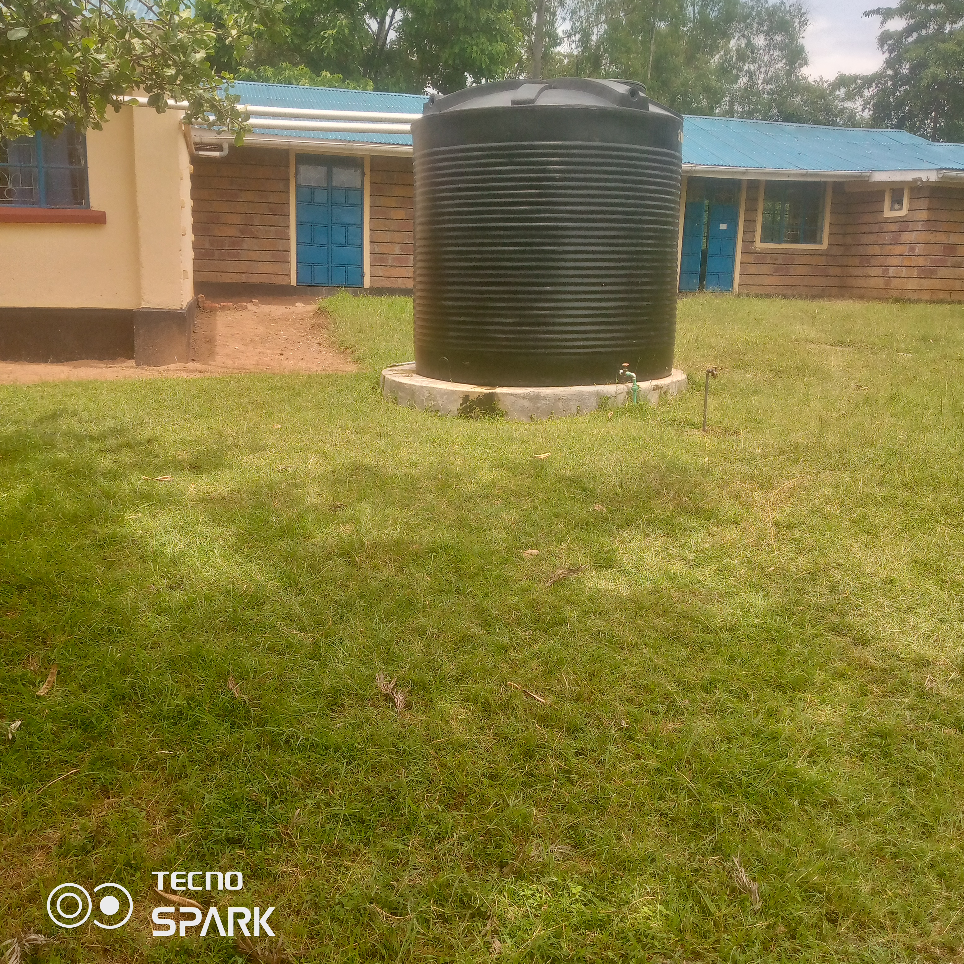 Olando  health center water tank