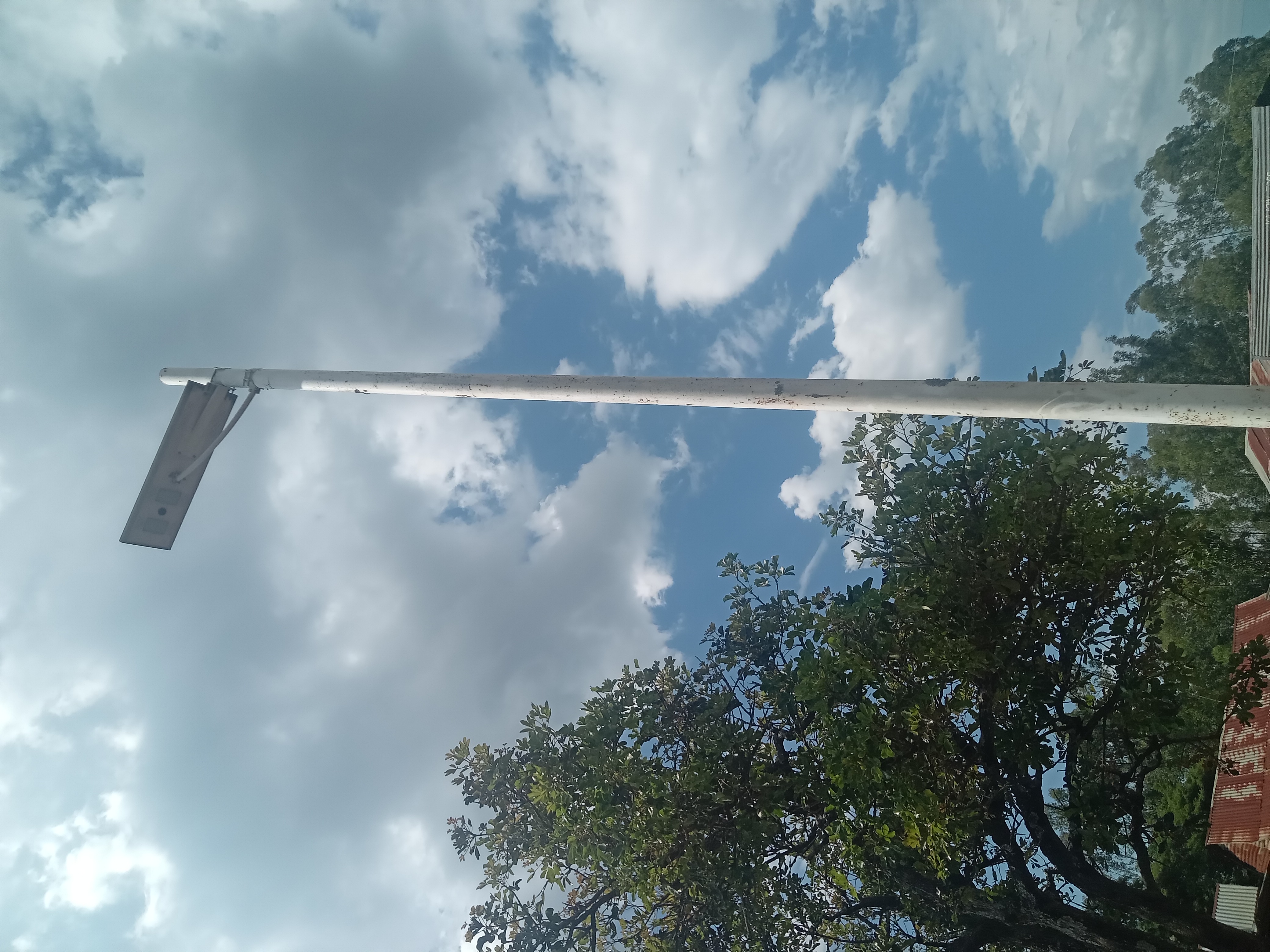 Wiye Tek Solar Light