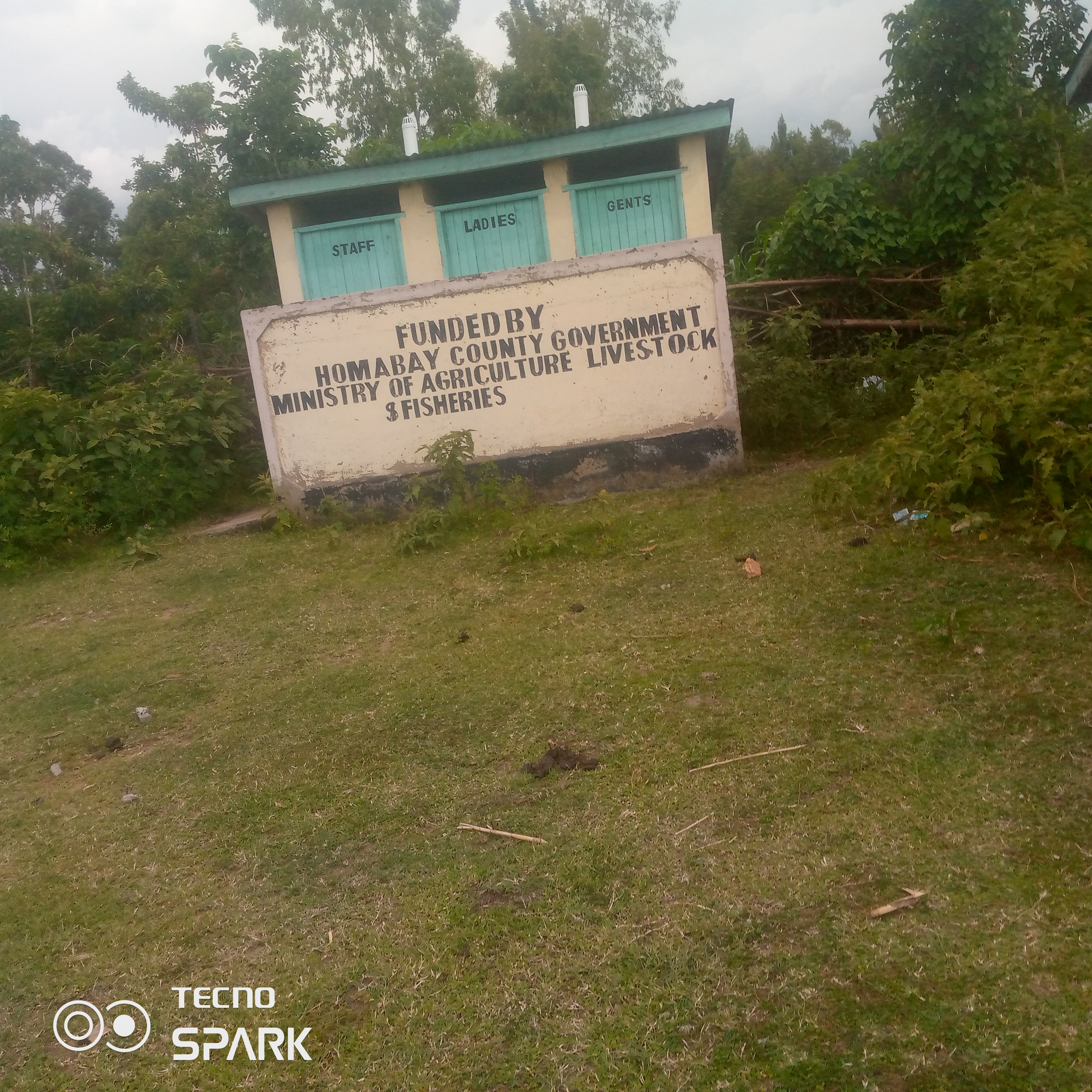 Rakwaro beach toilet