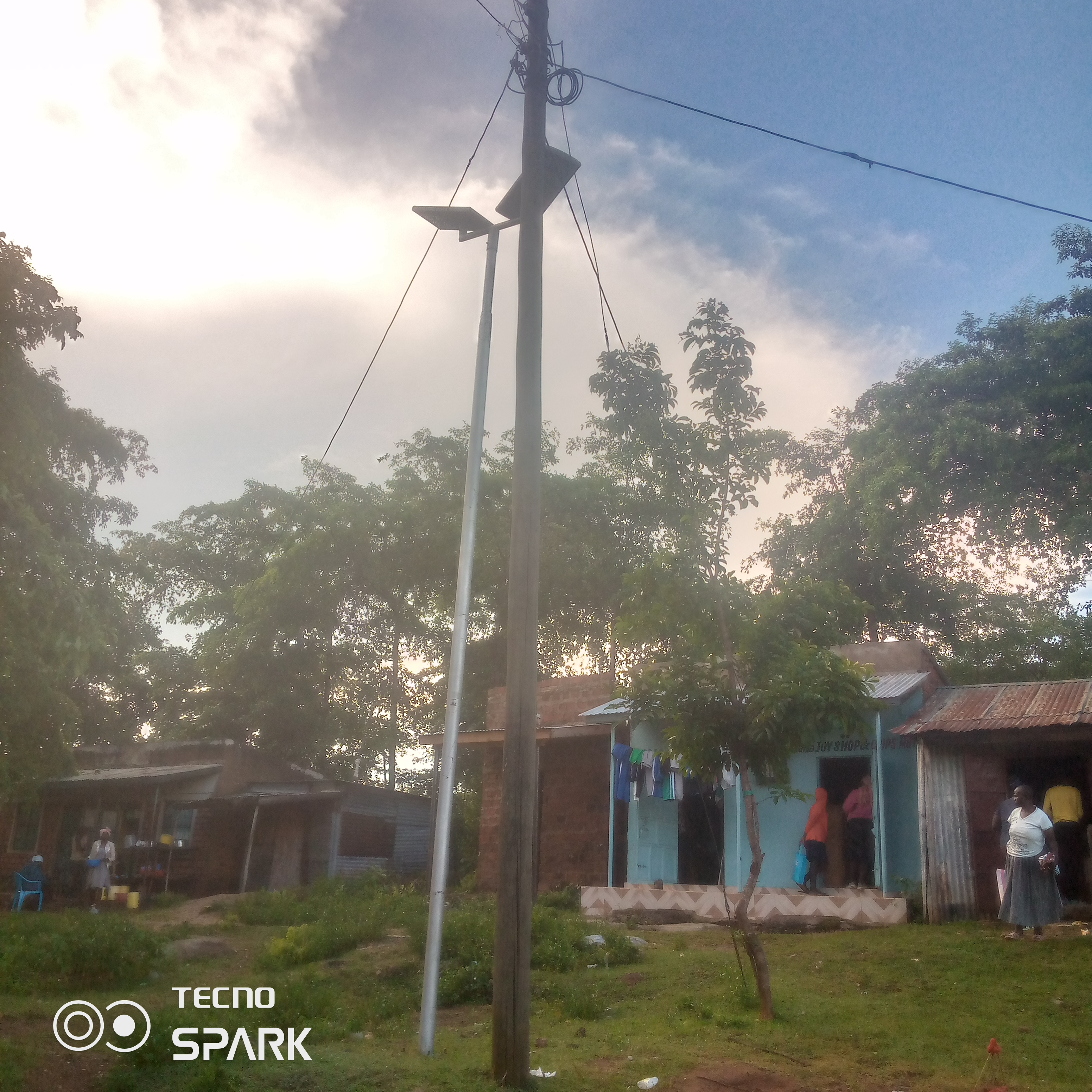 Kideswa market solar light
