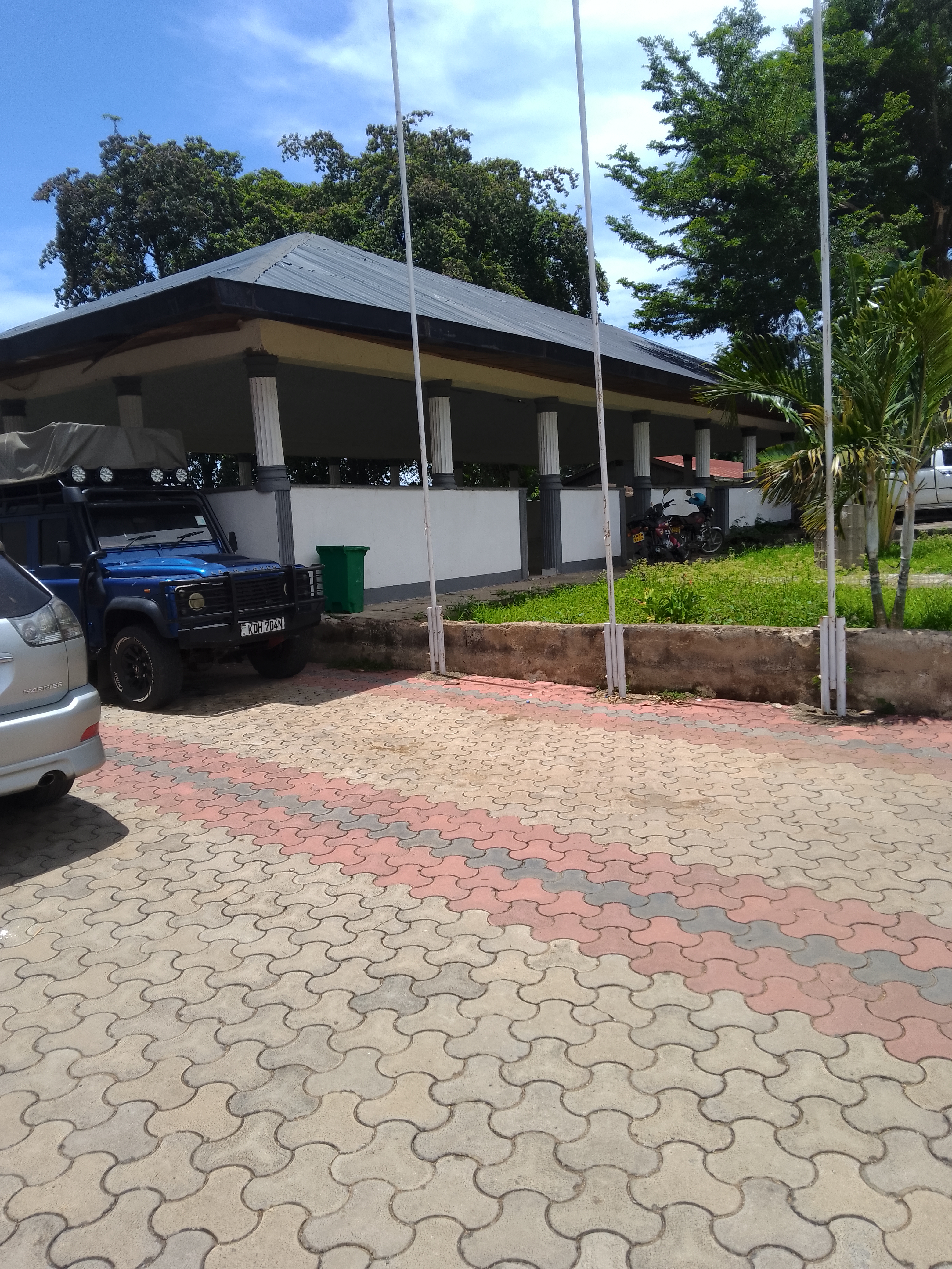 Gazebo at office of the governor 1