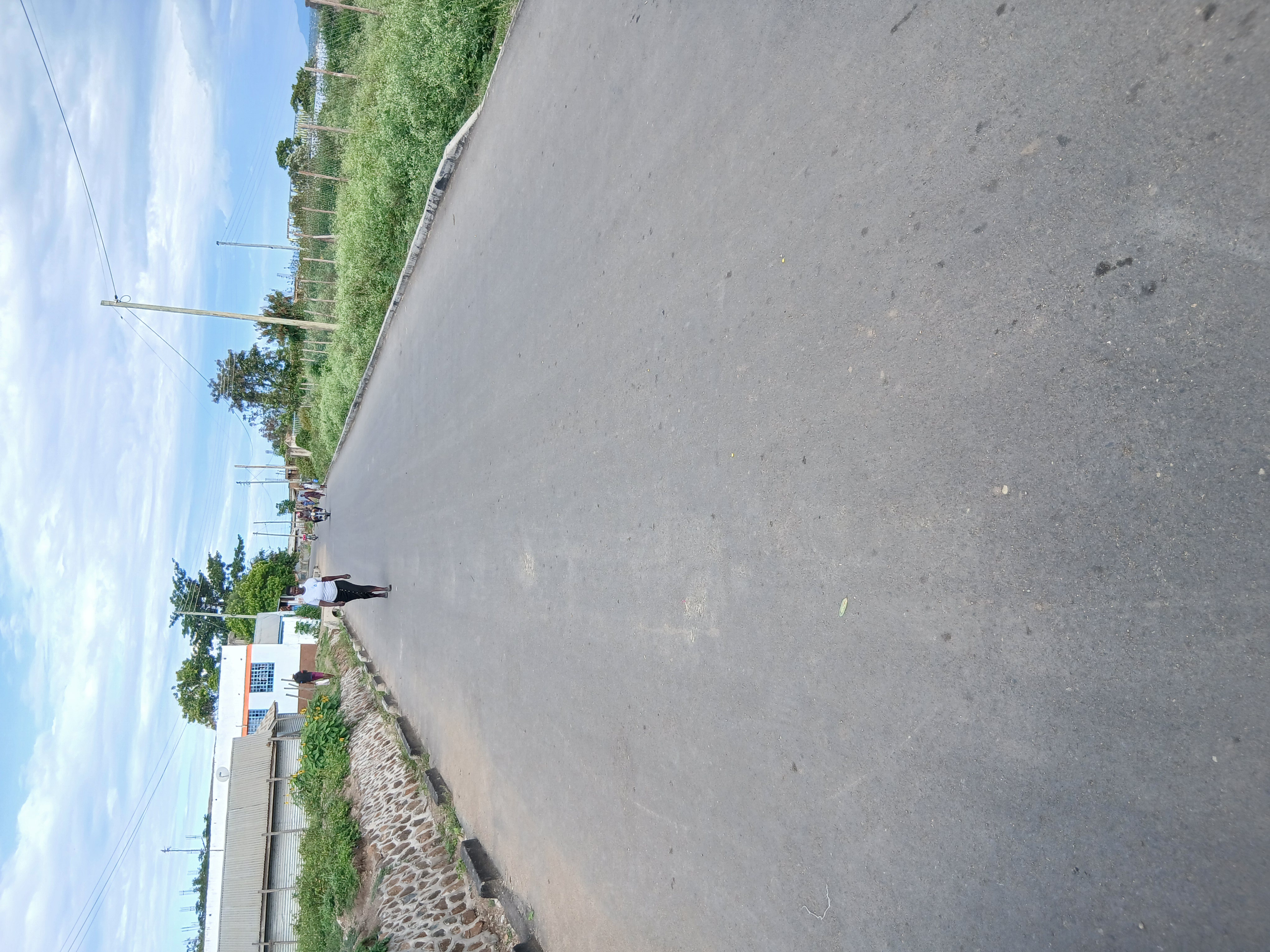 Road 4/footpath