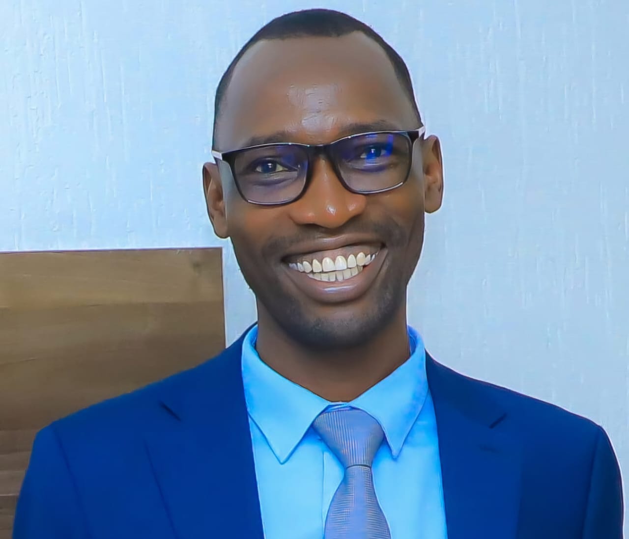Dr. Lawrence Smith Gworo Phd