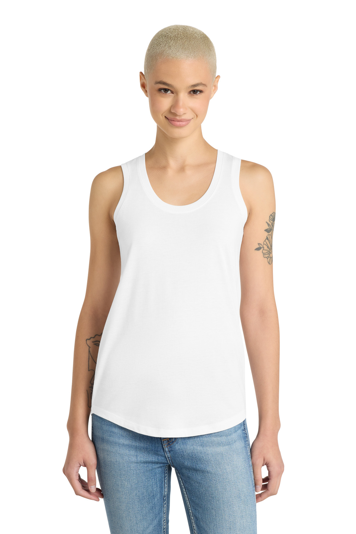 District DM138L — White front