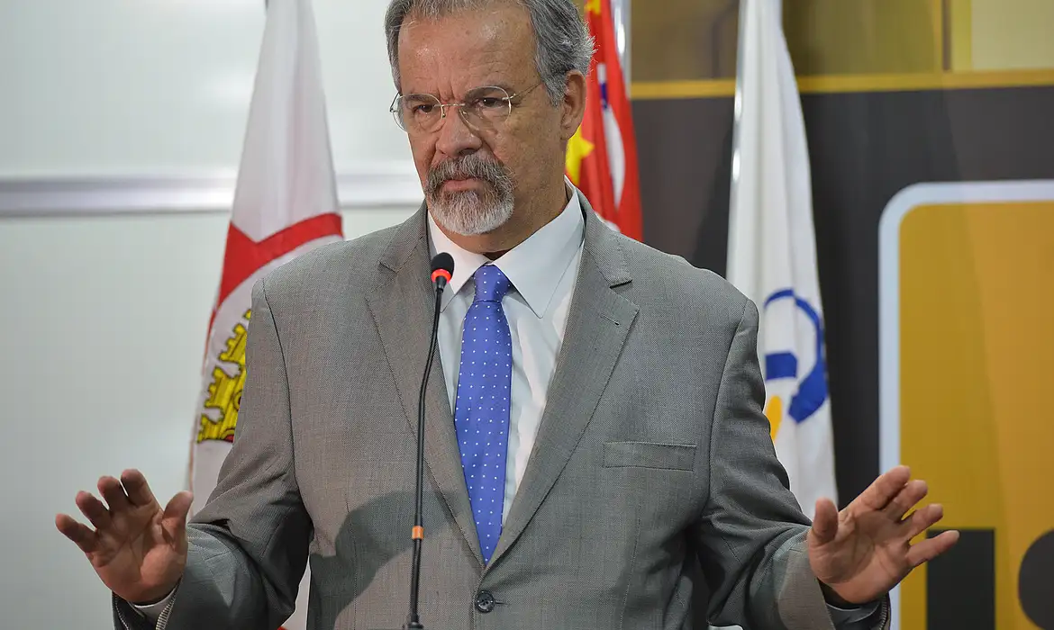 Lideranças políticas se despedem de Raul Jungmann