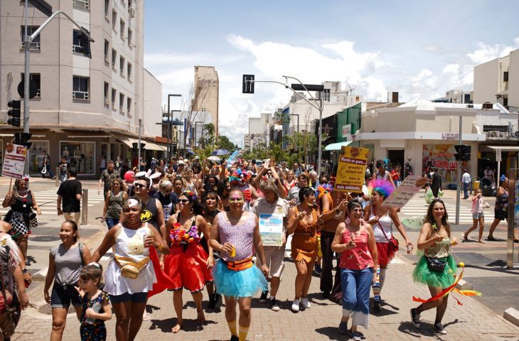 A folia invade Mato Grosso do Sul com blocos e festivais pelo estado