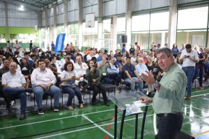 Inauguração de quadra poliesportiva na Escola Rui Barbosa promove inclusão