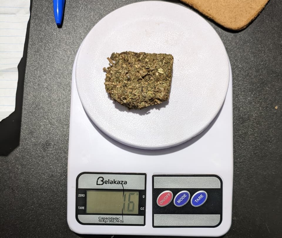 Maconha apreendida e homem preso em operação policial em Sonora