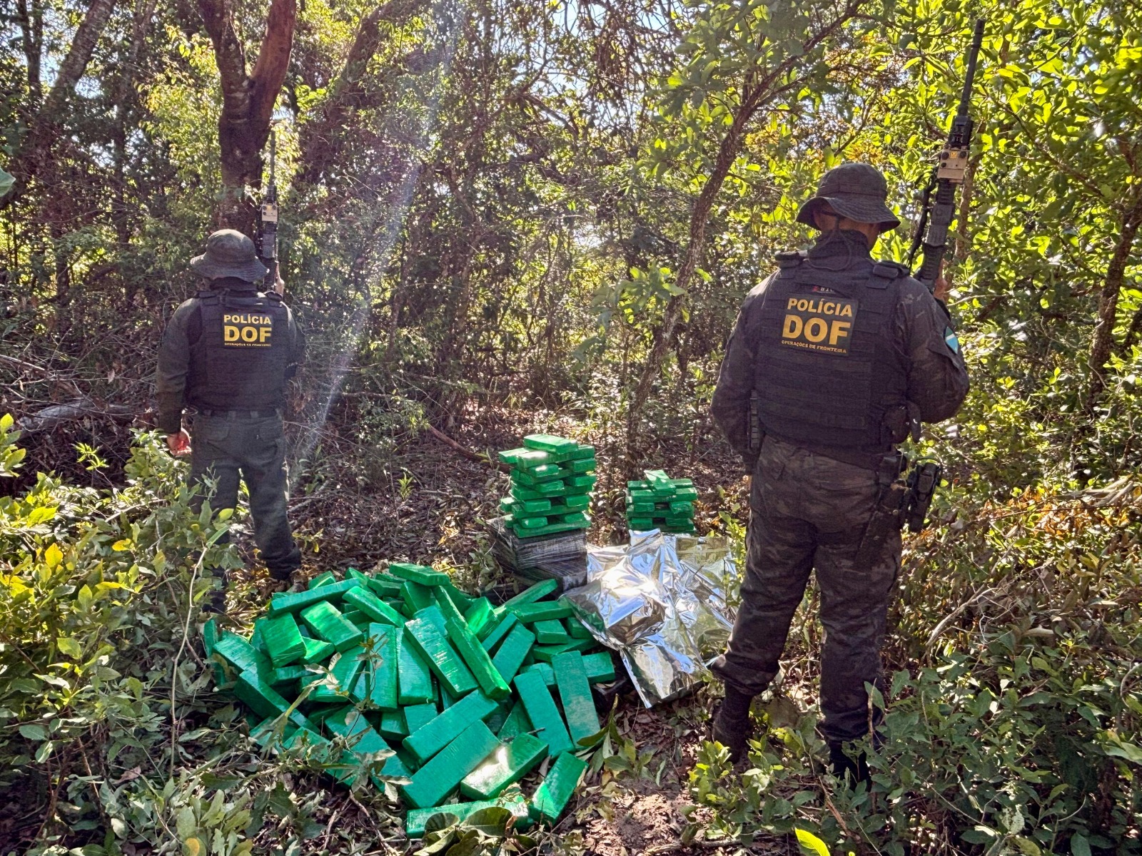 Polícia apreende 284 kg de maconha e 5,2 kg de skunk em Amambai