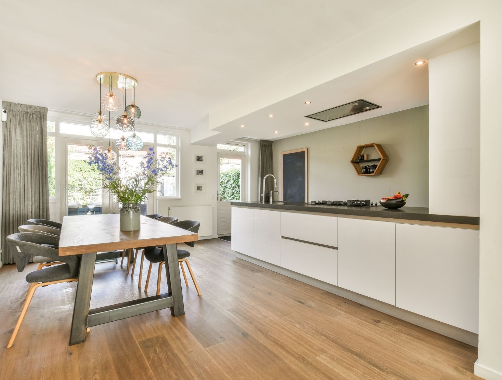 Professional Deep Cleaning for Chicago Apartments and Homes