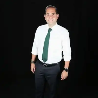 nxnoticias.com-llega-raul-bolanos-cacho-al-equipo-de-claudia