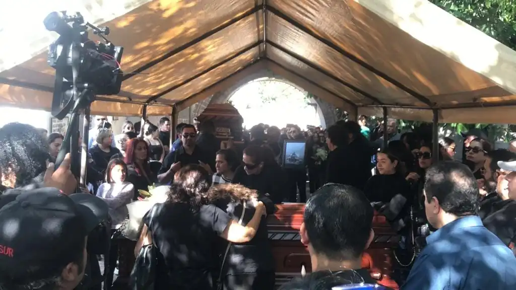 nxnoticias.com-sepultan-a-jovenes-de-salvatierra