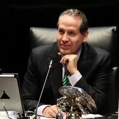 nxnoticias.com-se-va-eruviel-formalmente-al-verde