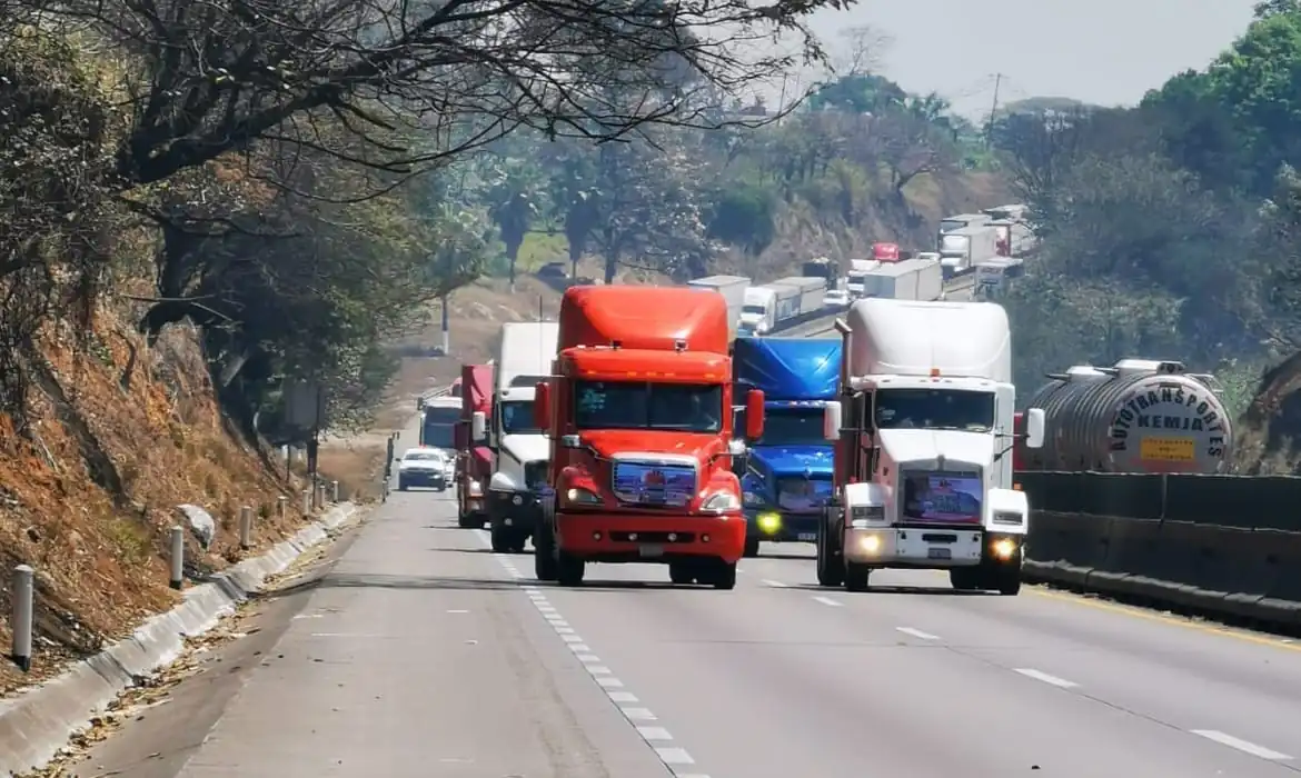 nxnoticias.com-firme-el-paro-de-transportistas-para-este-jueves-15-de-febrero