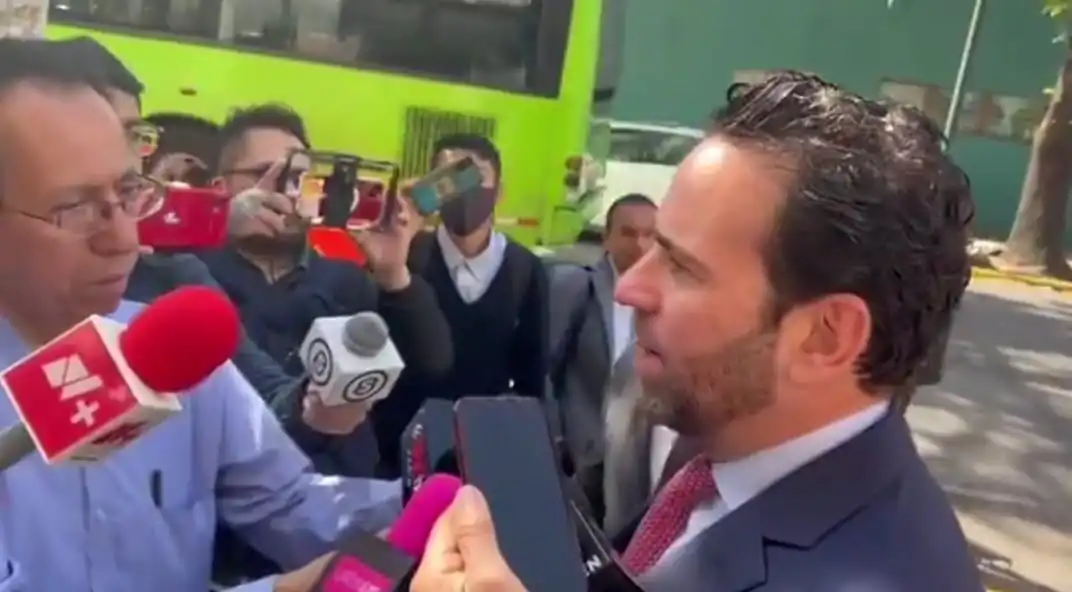nxnoticias.com-se-carean-loret-y-pio-por-demanda-de-dano-moral-del-hermano-del-presidente