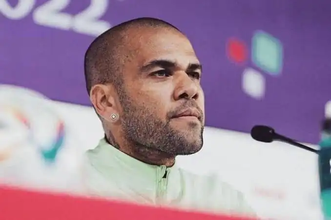 nxnoticias.com-sentencian-a-dany-alves-a-4-anos-y-medio-de-prision-por-agresion-sexual