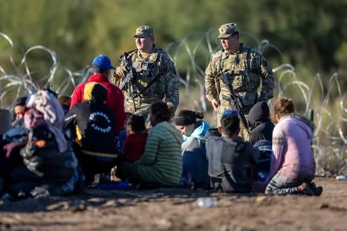 nxnoticias.com-en-decision-dividida-la-suprema-corte-de-justicia-de-eua-da-luz-verde-a-ley-anti-migrante-en-texas