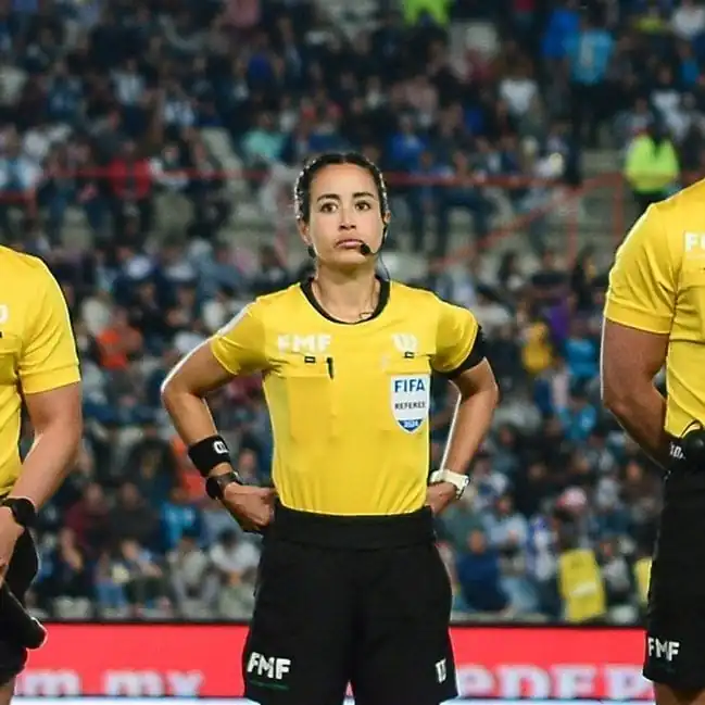 nxnoticias.com-luego-de-20-anos-una-mujer-vuelve-a-pitar-en-la-liga-mx