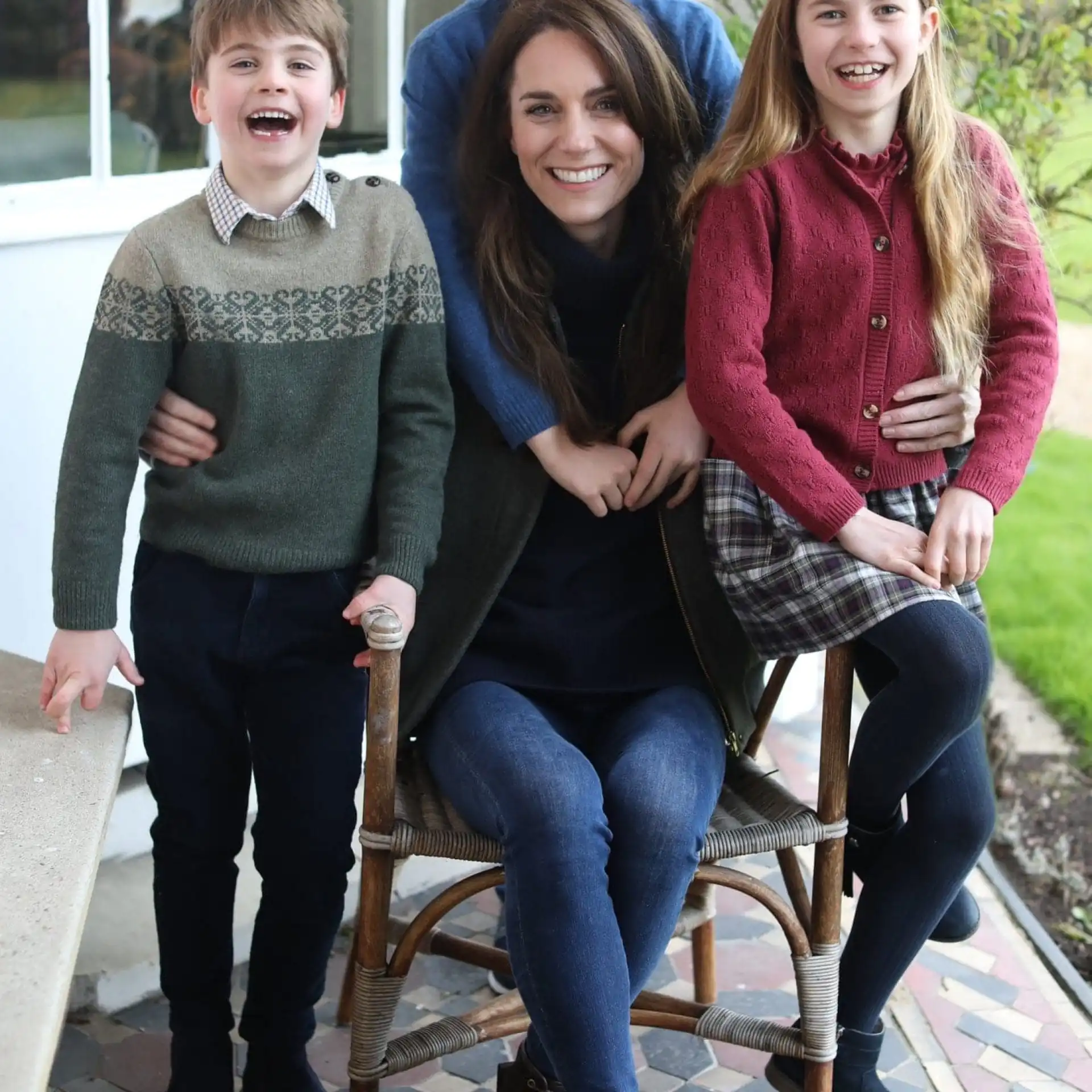 nxnoticias.com-se-disculpa-kate-middleton-por-foto-reconoce-que-fue-editada