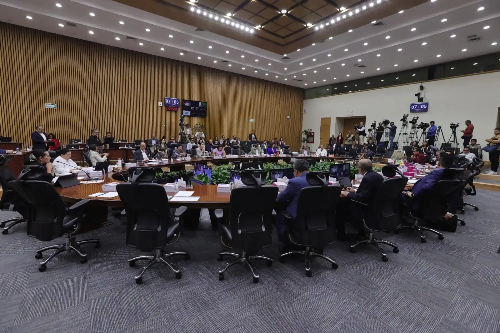 nxnoticias.com-por-unanimidad-el-ine-rechaza-suspender-las-mananeras-de-amlo