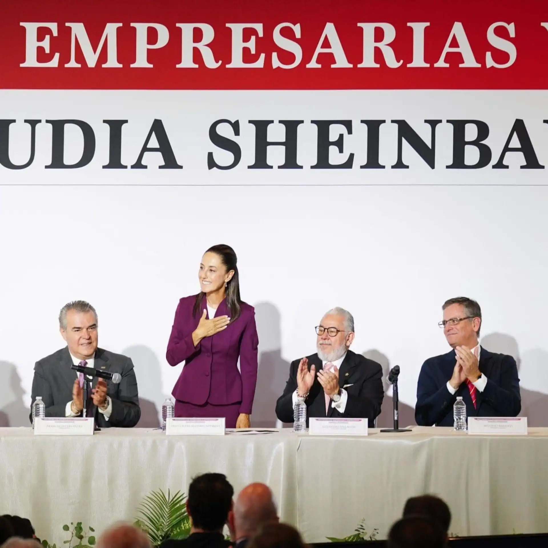 nxnoticias.com-revisa-equipo-de-claudia-el-t-mec