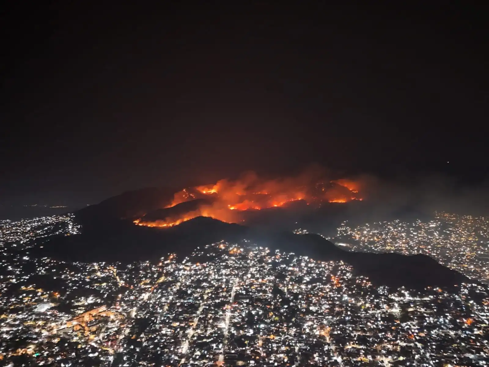 nxnoticias.com-suspenden-clases-en-acapulco-y-chilpancingo-por-incendios-forestales