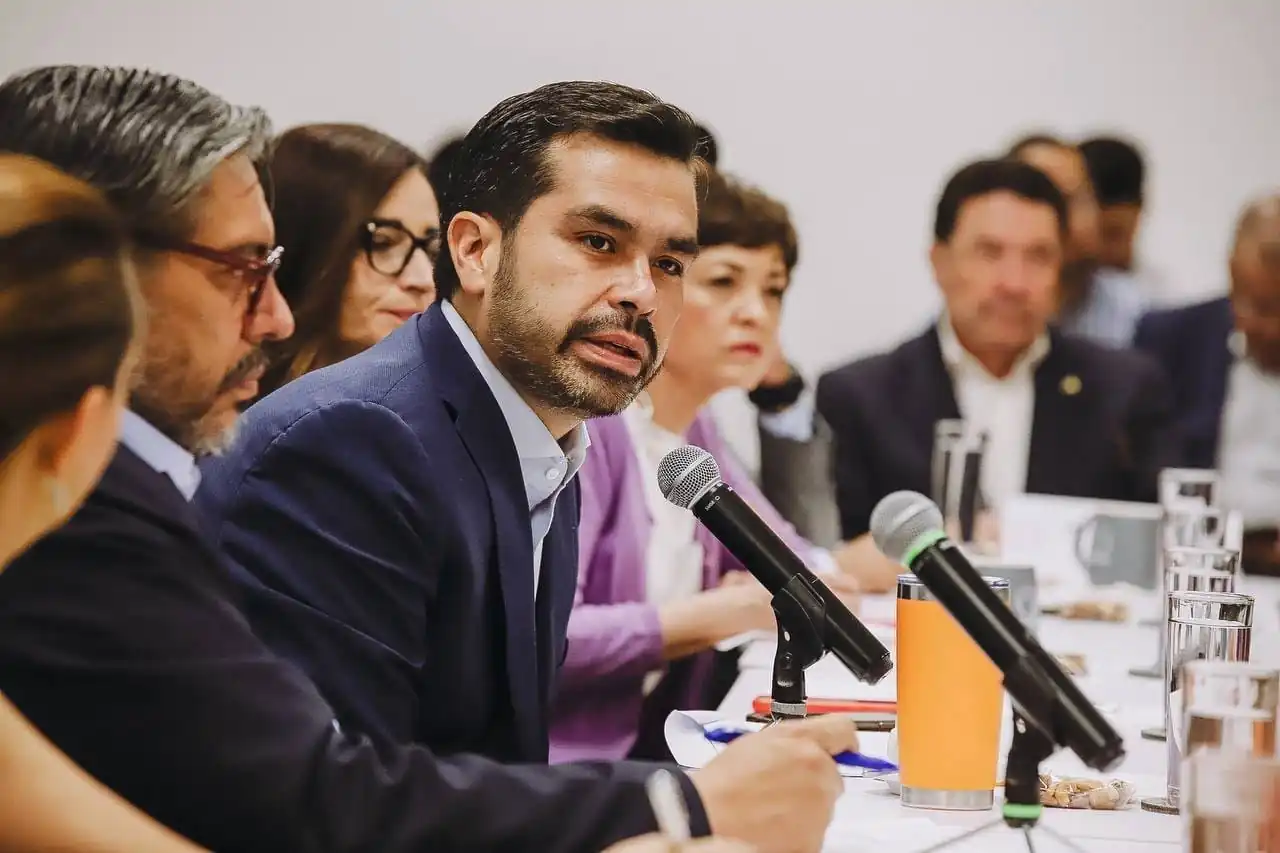 nxnoticias.com-pide-maynez-votar-aunque-sea-por-otra-candidata