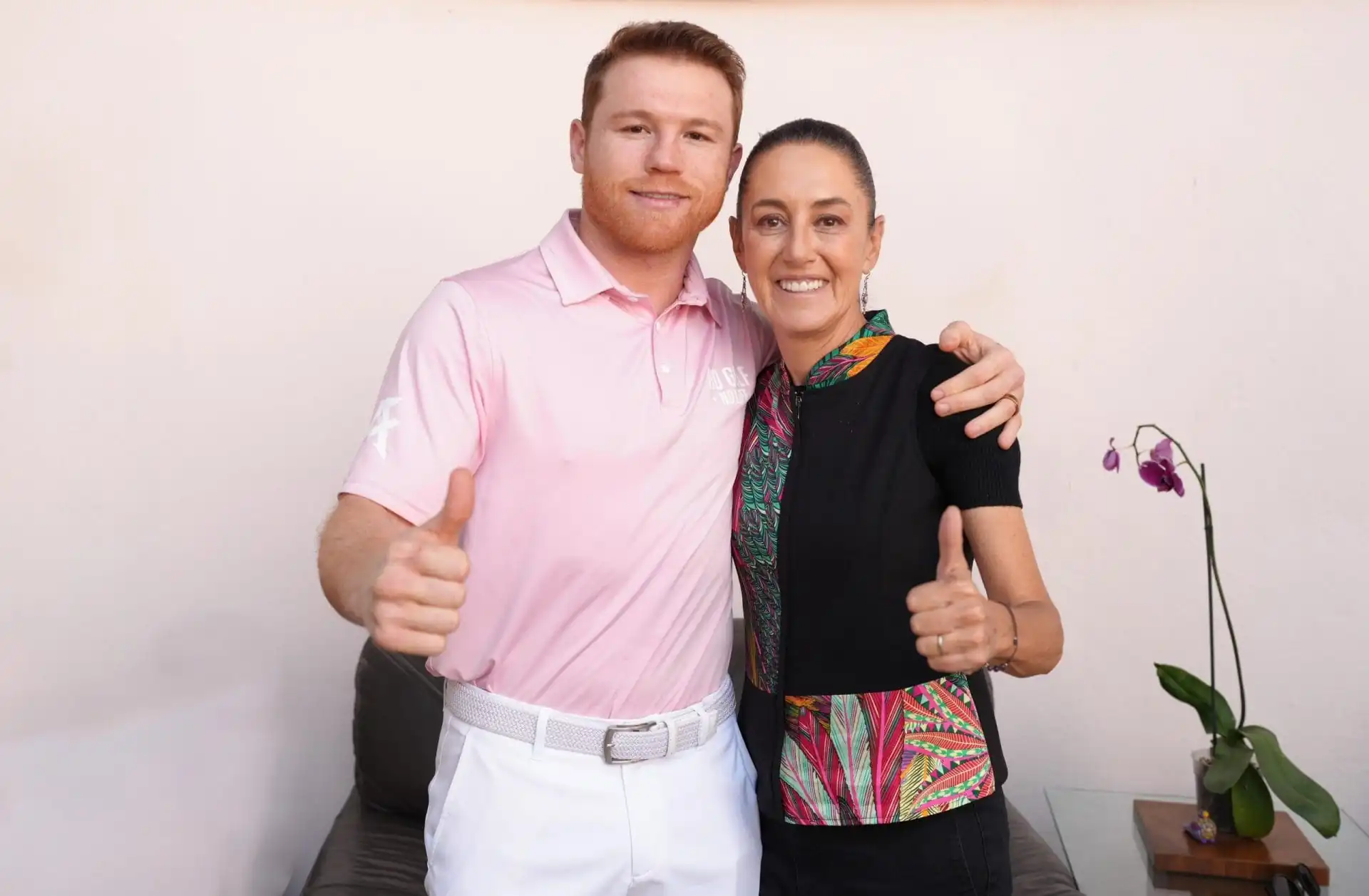 nxnoticias.com-yo-se-que-va-a-ganar-usted-le-dice-el-canelo-a-claudia