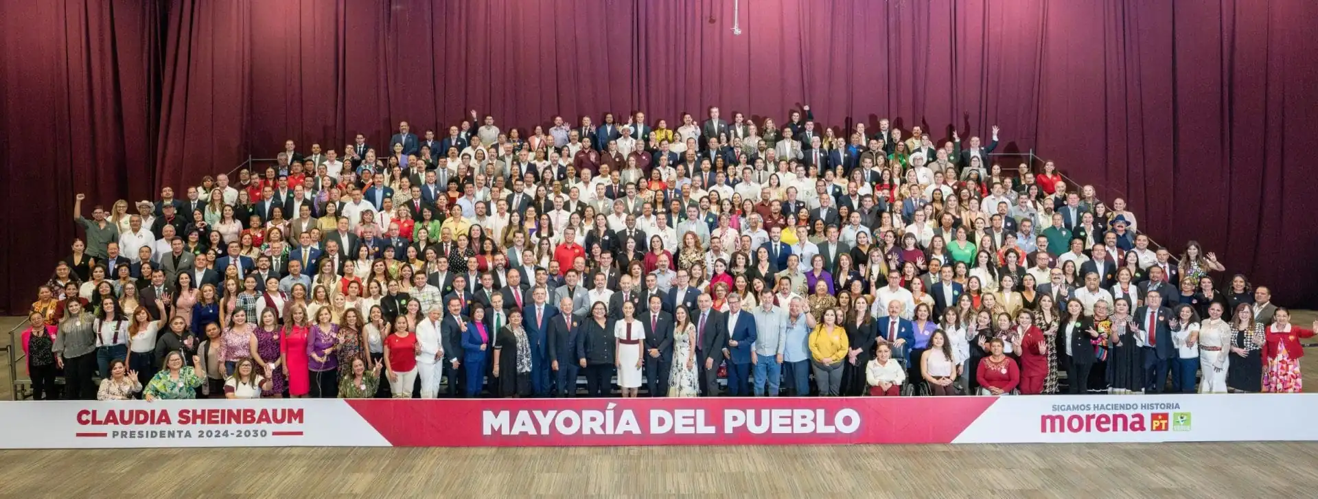 nxnoticias.com-claudia-sheinbaum-se-reune-con-legisladores-de-la-coalicion-sigamos-haciendo-historia