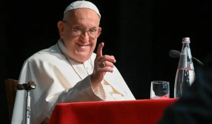 nxnoticias.com-el-papa-francisco-se-reunira-con-comediantes-del-mundo-asistiran-los-mexicanos-florinda-meza-y-chumel-torres