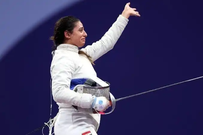 nxnoticias.com-insolito-atleta-egipcia-compite-embarazada-en-esgrima