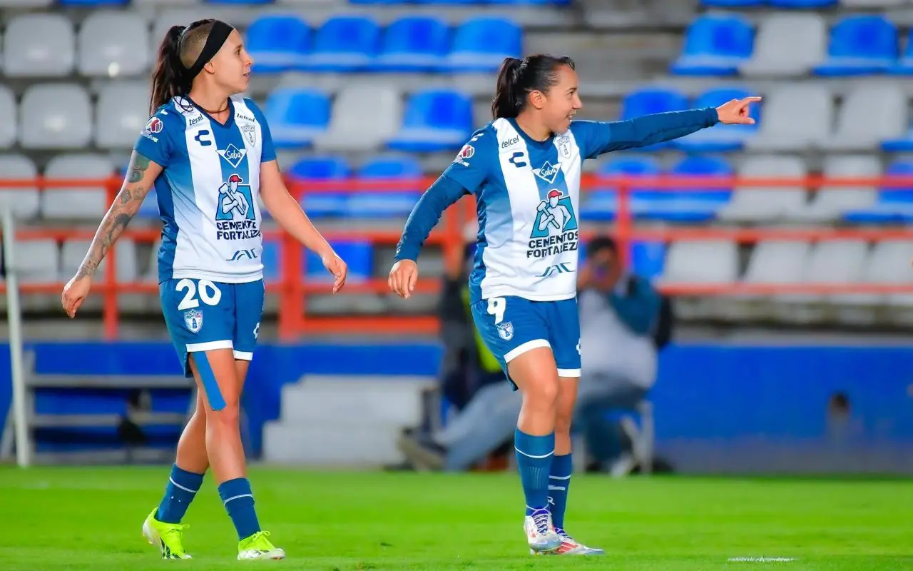 nxnoticias.com-100-goles-en-124-partidos-la-proeza-de-charlyn-corral-con-las-tuzas