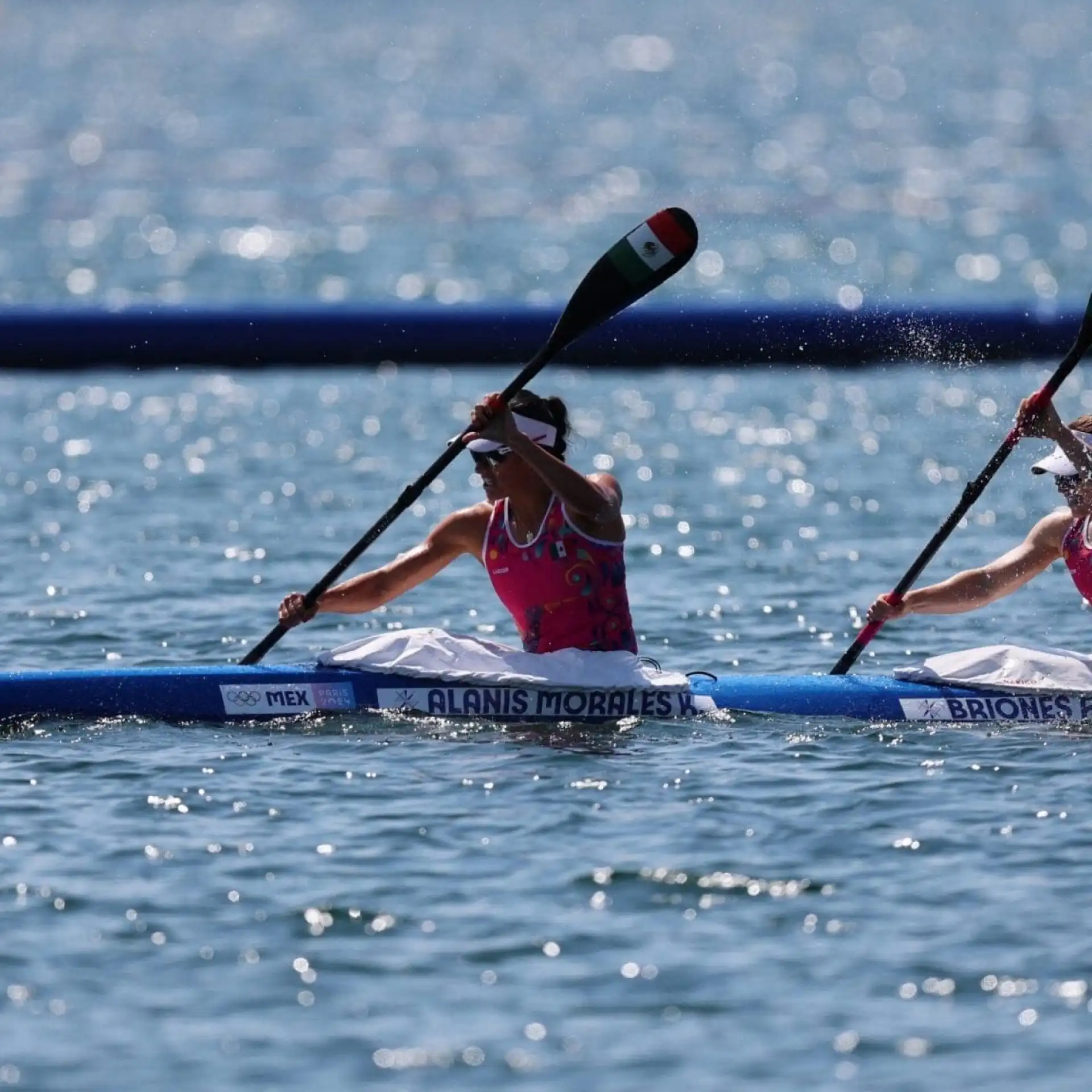 nxnoticias.com-karina-alanis-y-beatriz-briones-un-paso-hacia-la-final-en-canotaje