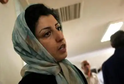 nxnoticias.com-premio-nobel-de-la-paz-2023-fue-golpeada-en-una-prision-de-iran