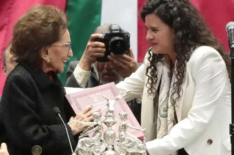 nxnoticias.com-entrega-luisa-maria-alcalde-sexto-informe-de-gobierno-de-lopez-obrador