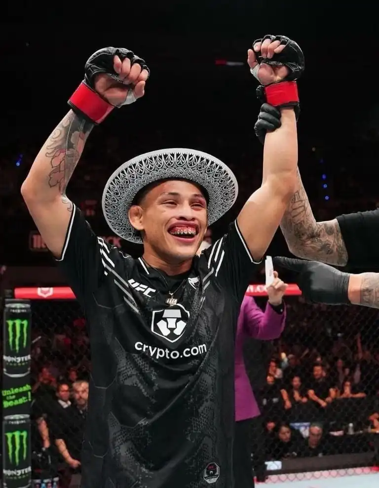 nxnoticias.com-ufc-lazy-boy-asegura-ser-hijo-de-julio-cesar-chavez