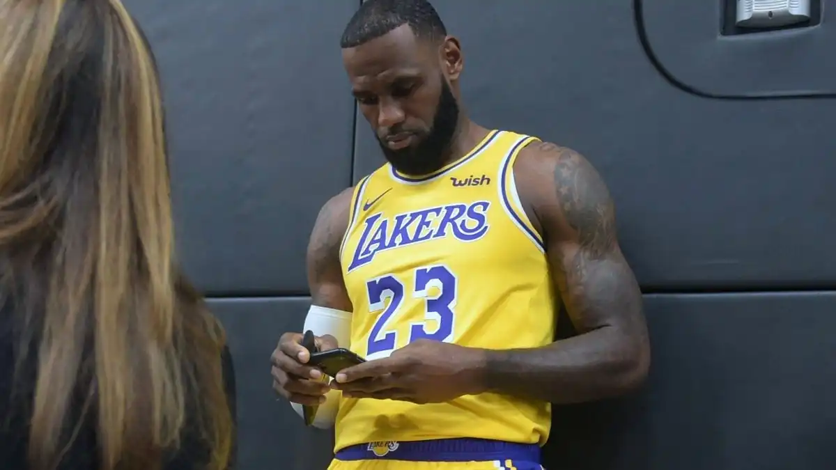 nxnoticias.com-lebron-james-se-desconecta-de-las-redes-sociales