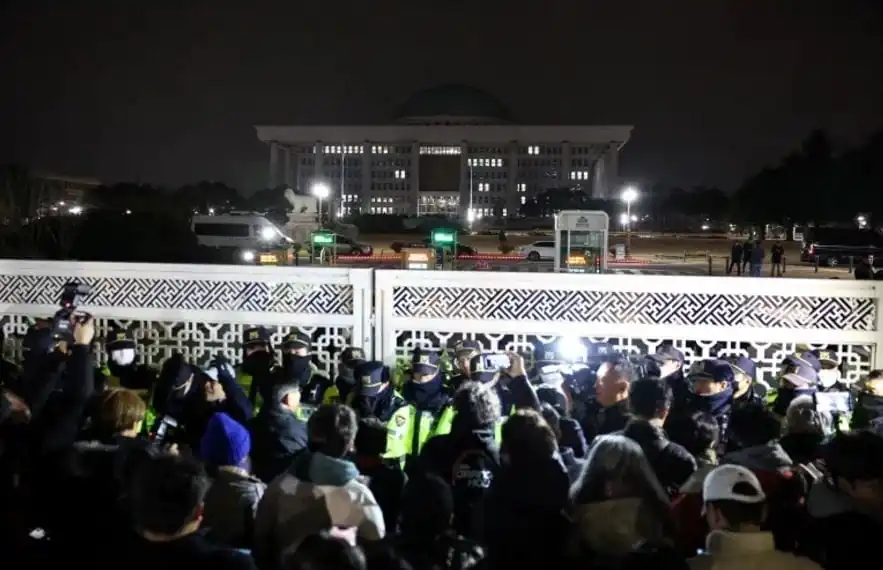 nxnoticias.com-corea-del-sur-impone-ley-marcial-ante-amenazas-de-fuerzas-comunistas